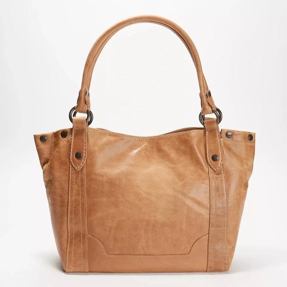 Frye Melissa Shoulder Bag NWT Beige Distressed Leather Tote $358